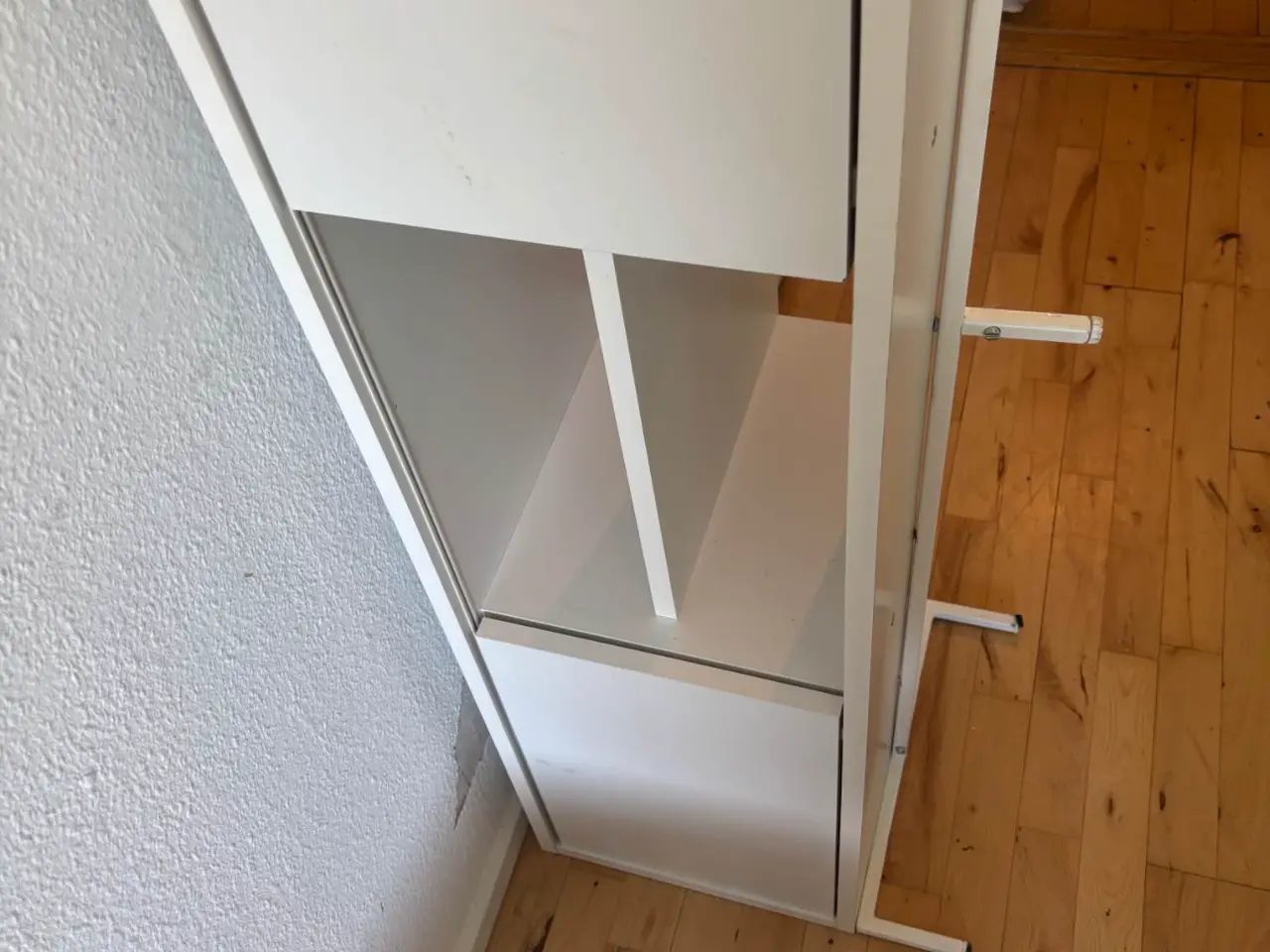 Billede 1 - Tvbord jysk