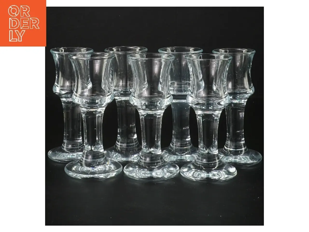 Billede 1 - Sæt med glas (str. 7 styk, 12 cm)