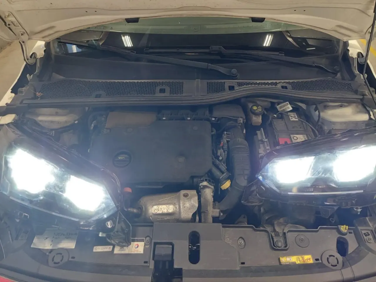 Billede 7 - Forlygter til ny Peugeot 208 - full led