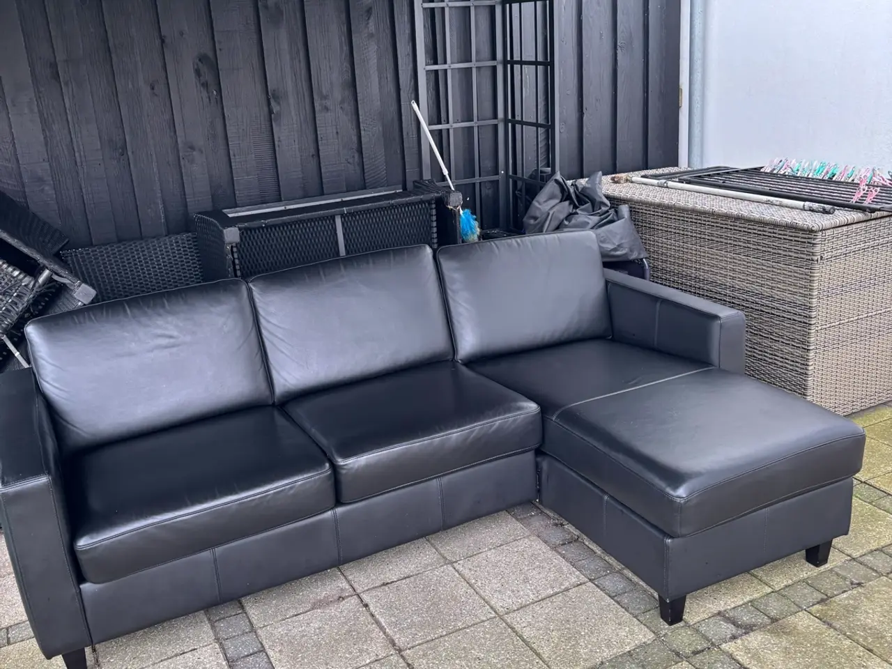Billede 1 - Sofa og stol