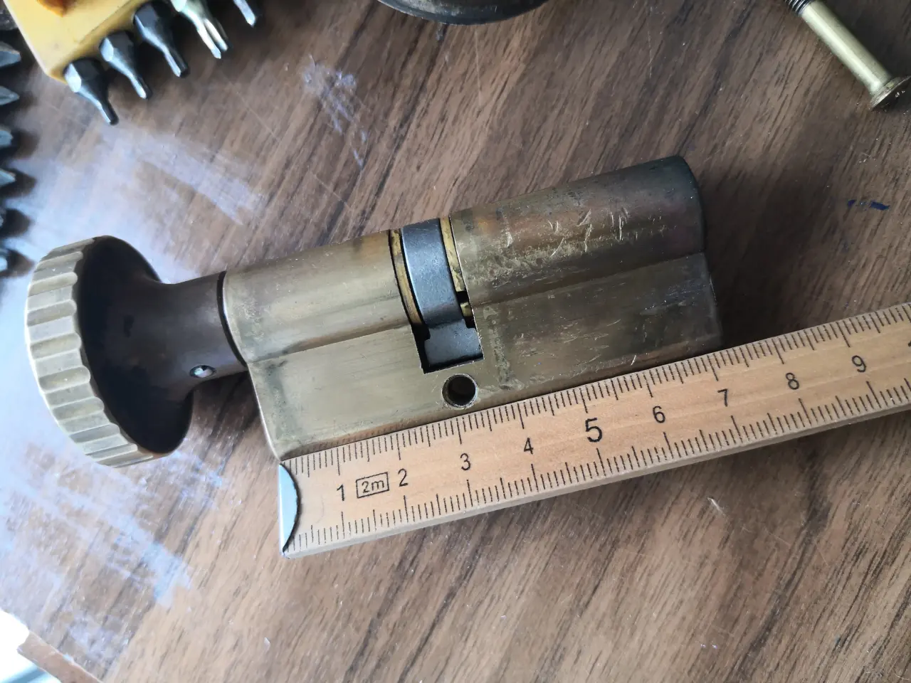 Billede 2 - Cylinderlås med 2 nøgler