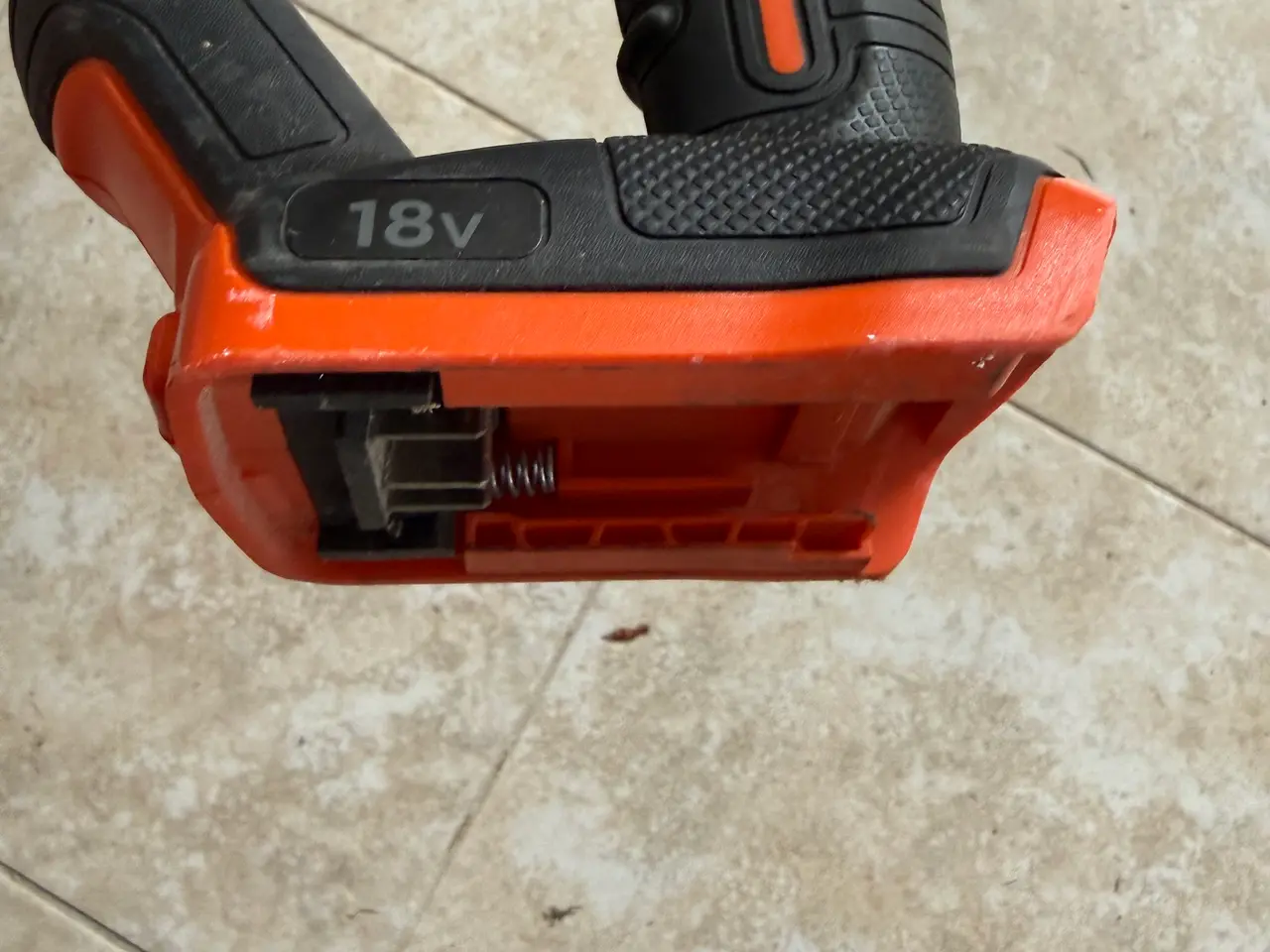 Billede 9 - Black & Decker 18v græstrimmer