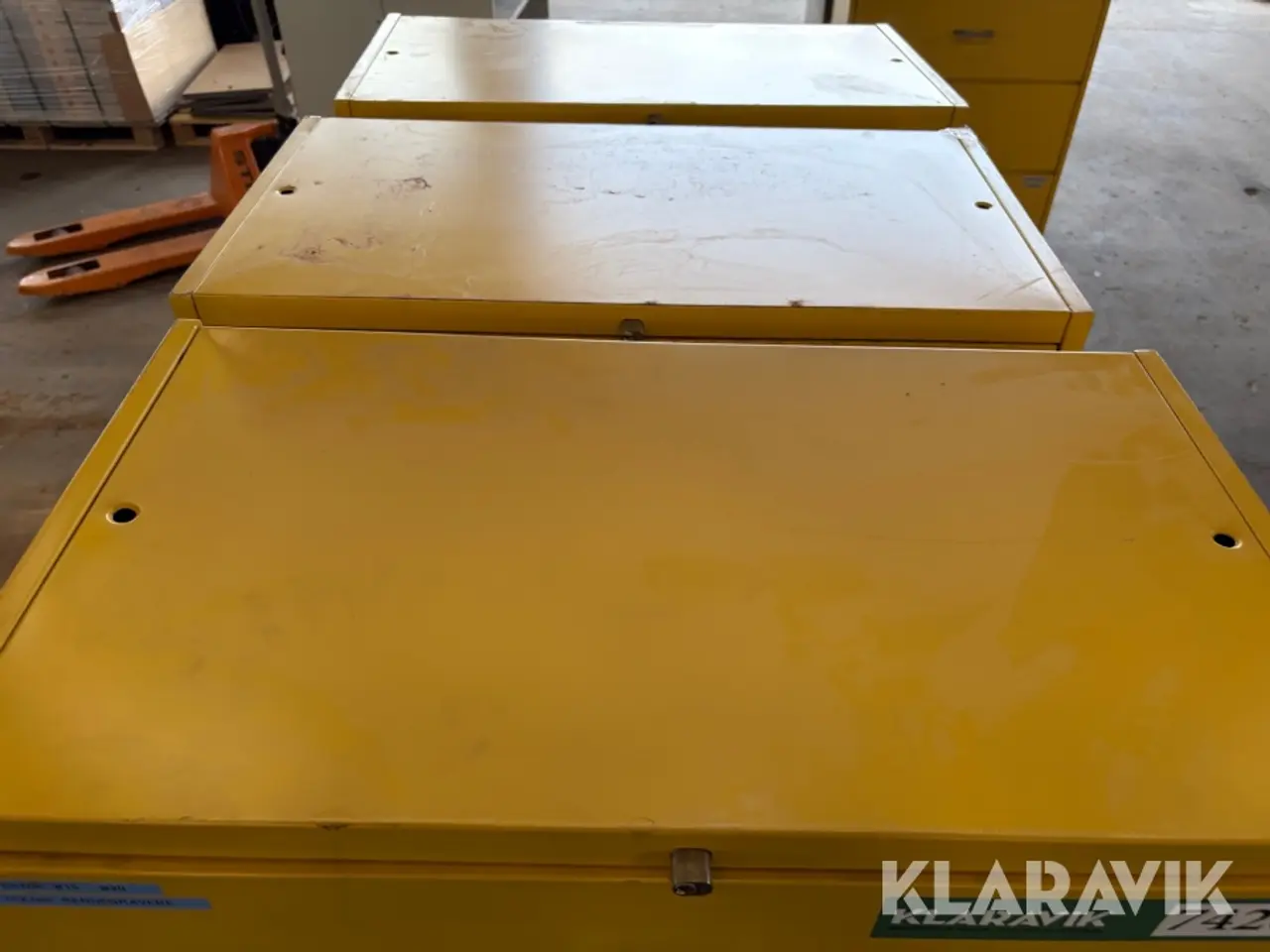 Billede 5 - Skabe til værksted - 3 styk