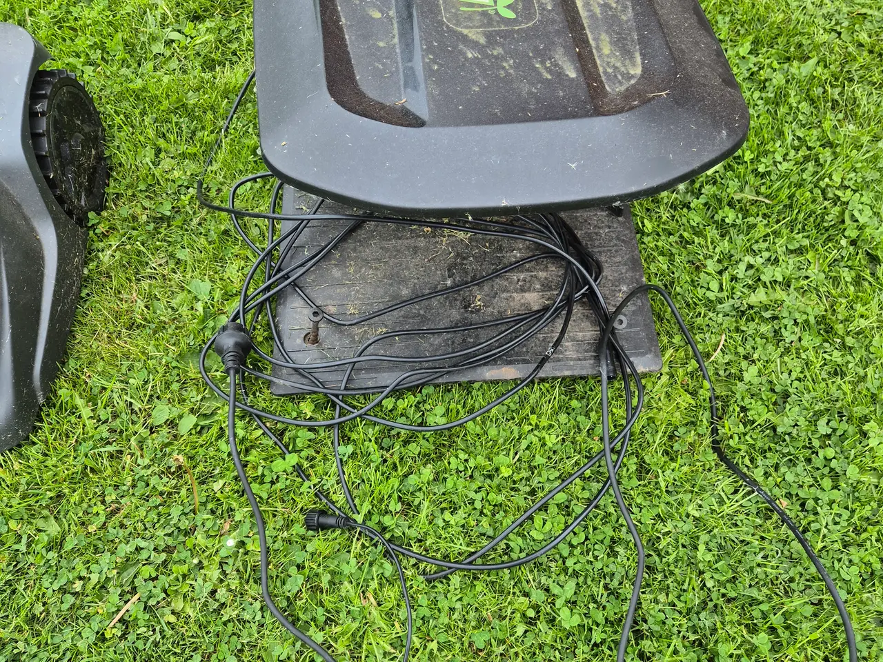 Billede 3 - Grouw Robotic Mower 17936 robotplæneklipper