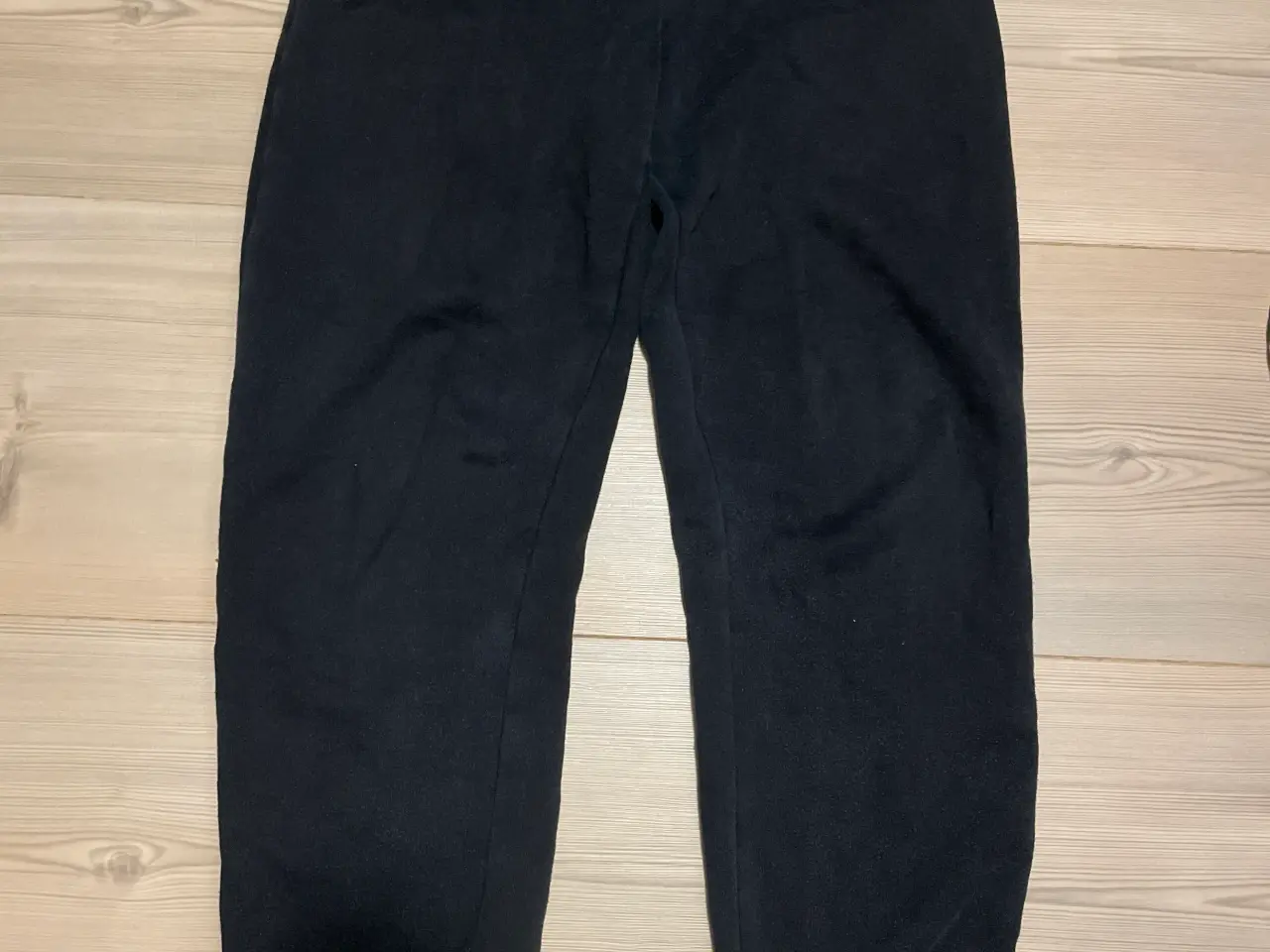 Billede 1 - H,M joggingbukser sorte
