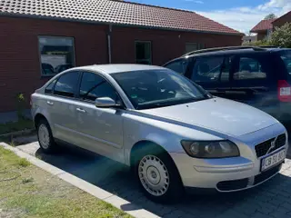 Volvo s40