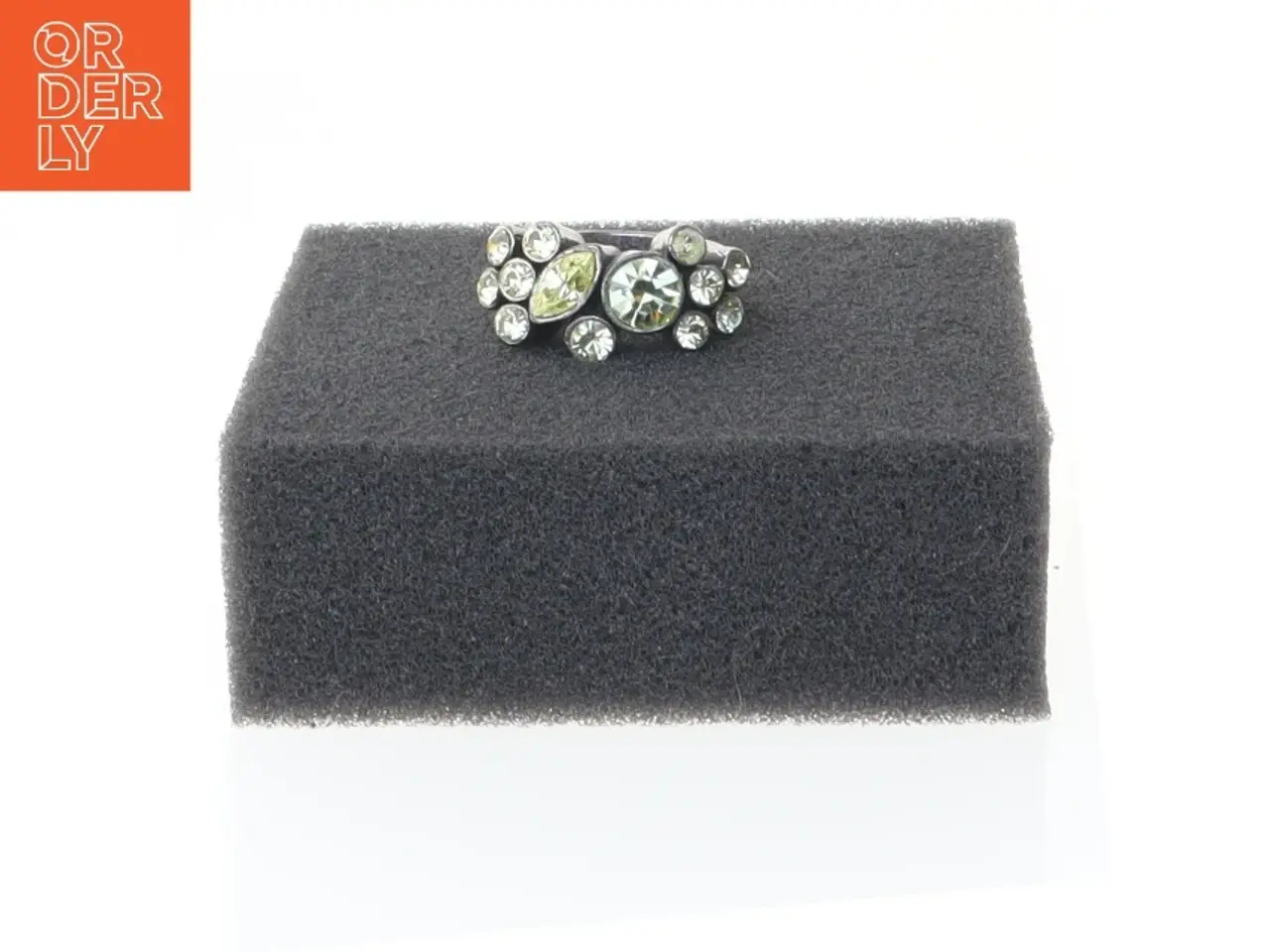 Billede 1 - Vintage ring med sten (str. 53)