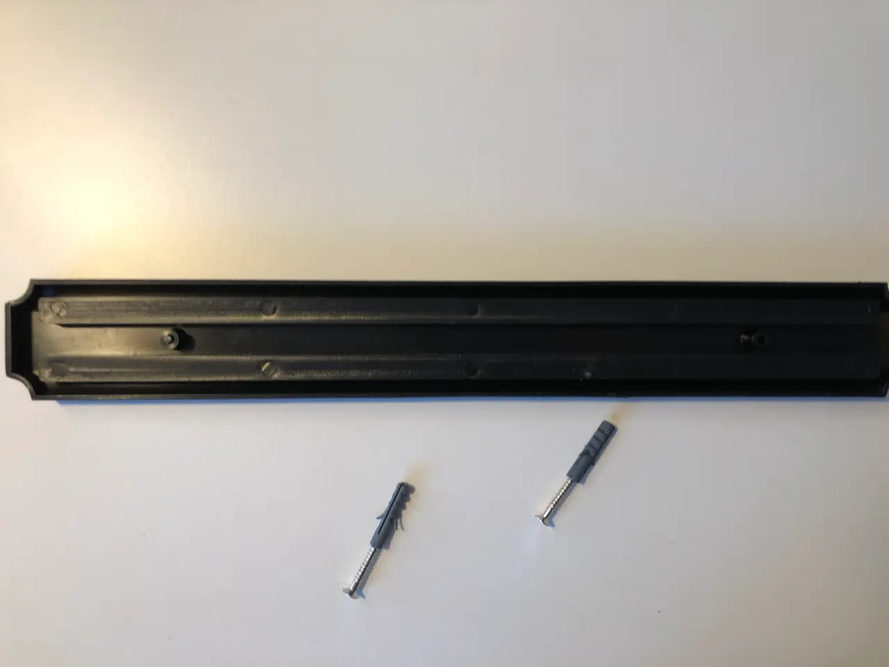 Billede 11 - Knivmagnet i sort