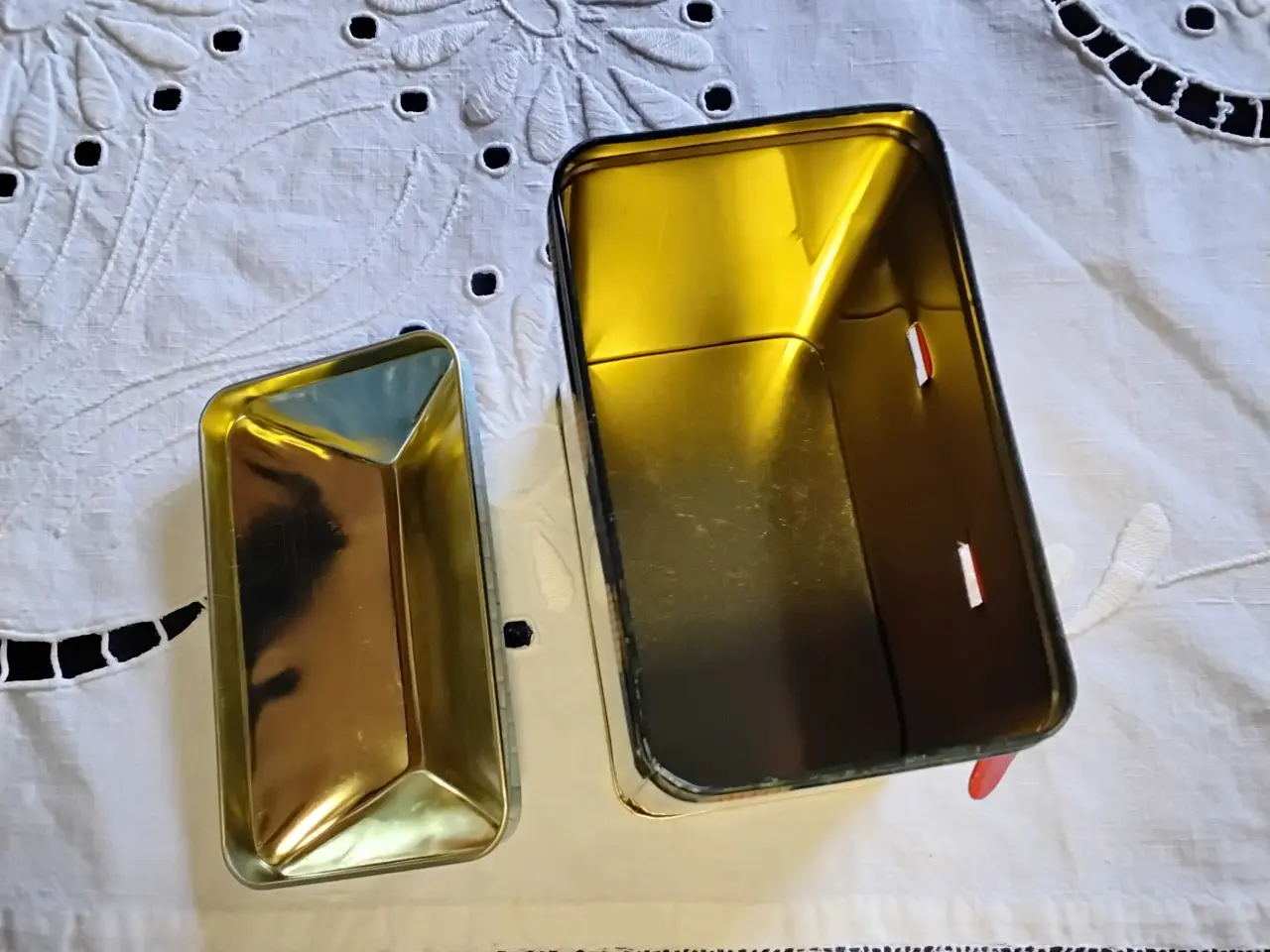 Billede 2 - Dåse formet som en garage - vintage - super stand