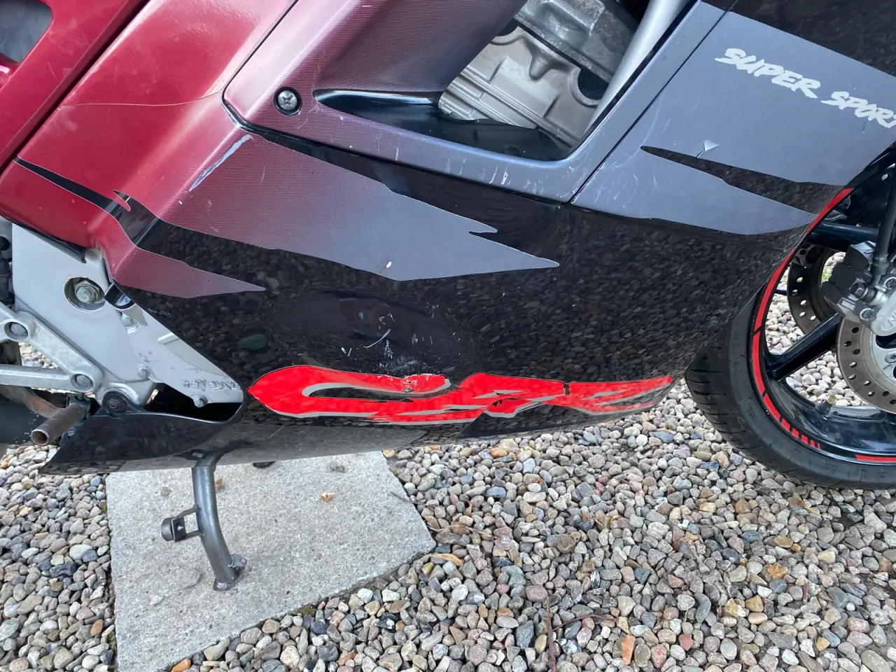 Billede 6 - Honda CBR 600 F – Velkørende sportstouring