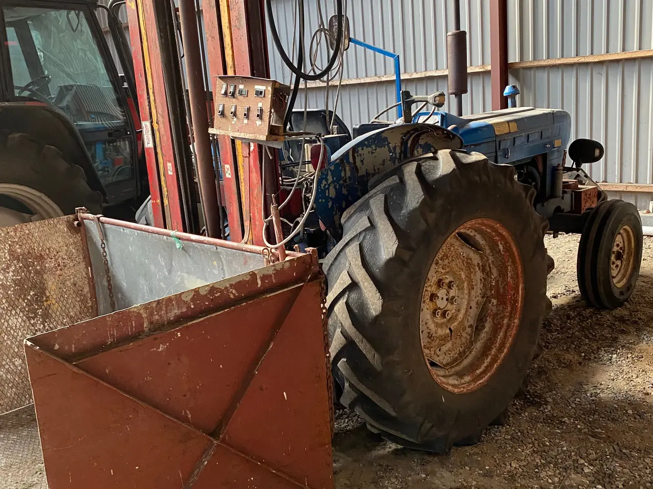 Billede 1 - Ford med lift på