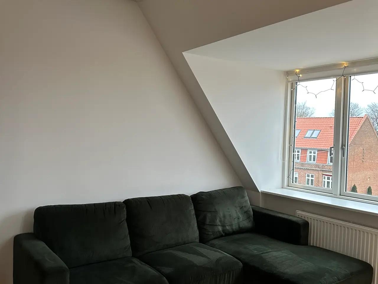 Billede 7 - Sofa i grøn velour 
