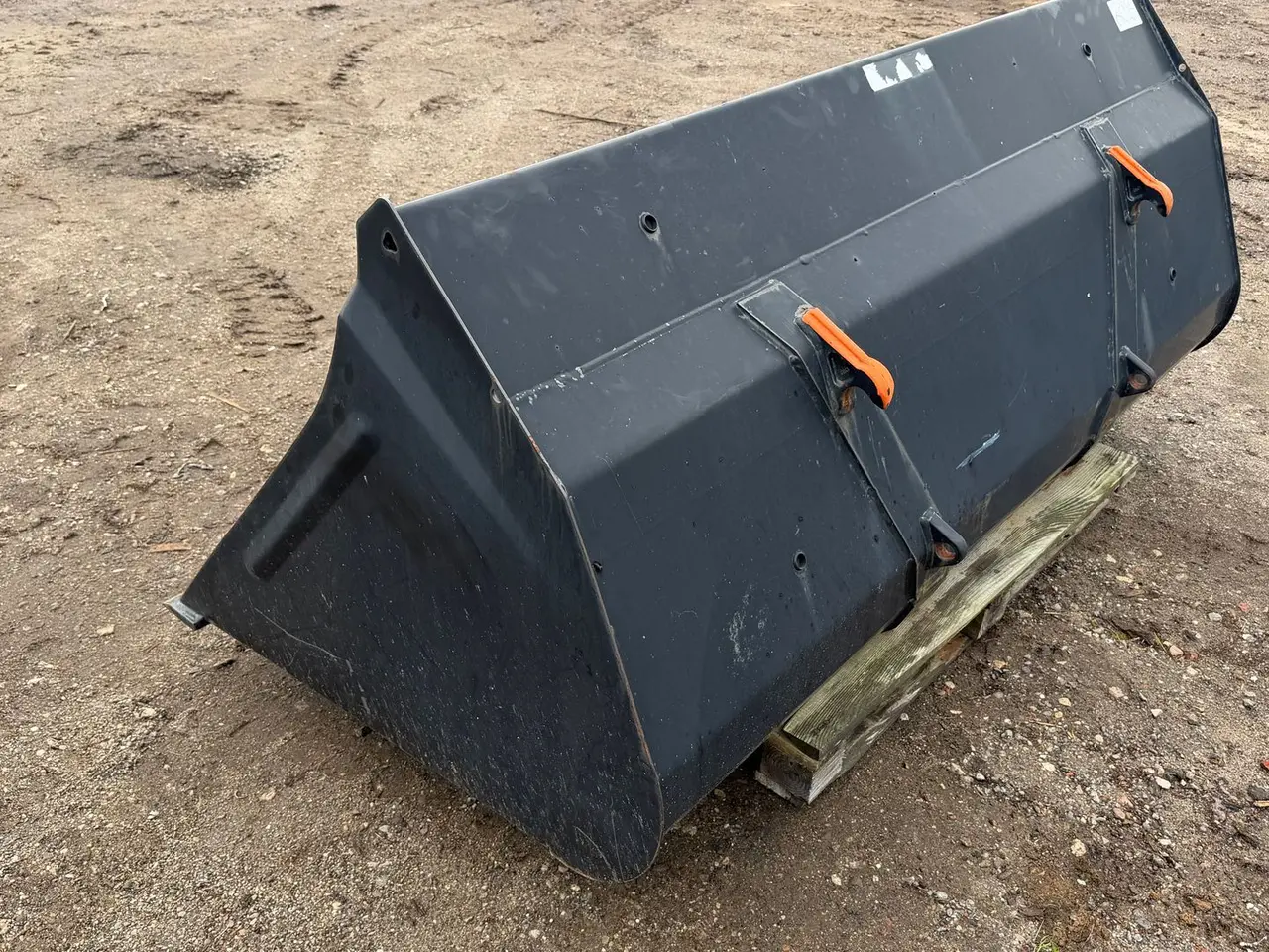 Billede 4 - - - - - - - Frontskovl med Euro Beslag 220 cm