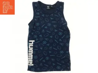 Tanktop med sportsmønster fra Hummel (str. 152)