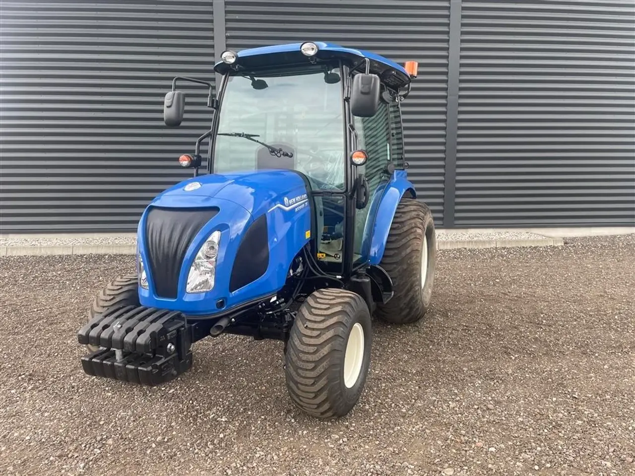 Billede 1 - New Holland BOOMER 35 HST Cab - Flotation hjul