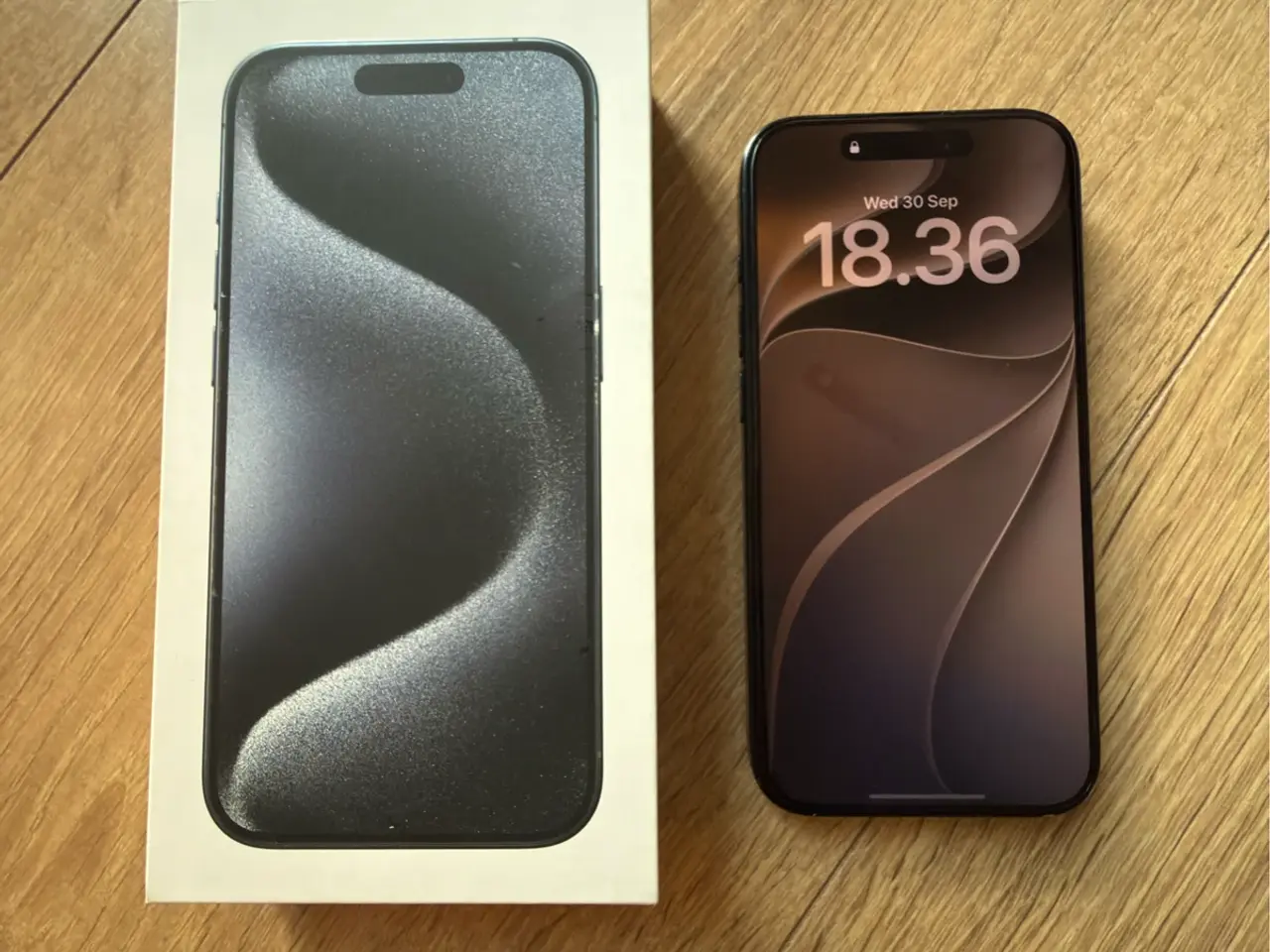 Billede 1 - iPhone 15 Pro 128 GB - Blåt Titanium
