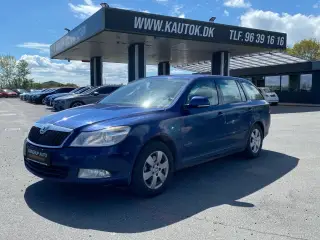 Skoda Octavia Combi 2,0 Commonrail DPF Ambiente 140HK Stc 6g
