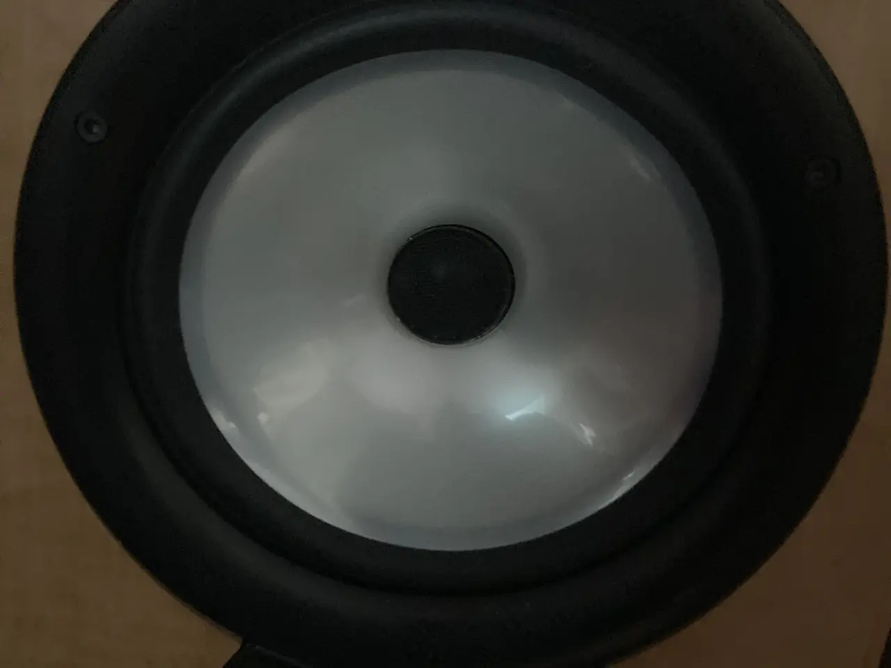 Billede 4 - KEF Q 65.2 gulvhøjttaler-bud modtages