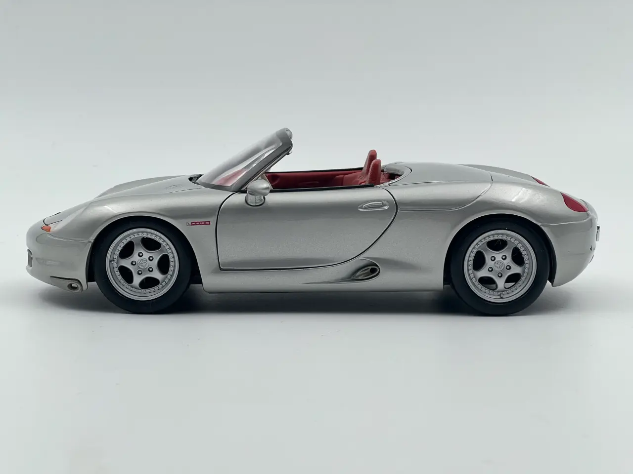 Billede 2 - 1996 Porsche Boxster Cabriolet (986) - 1:18