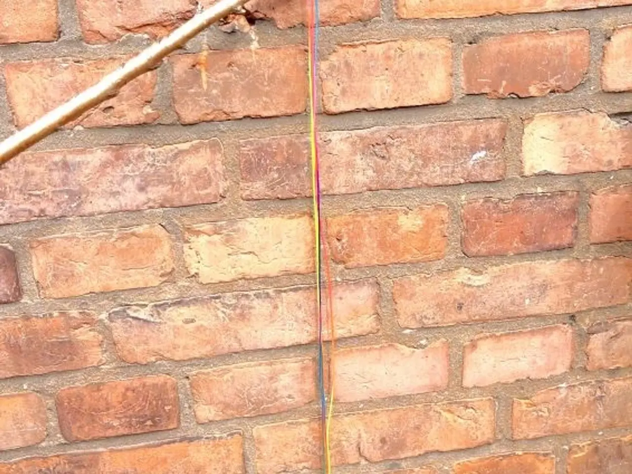 Billede 2 - Regnbuefarvet nøglesnor / keyhanger / nøglering