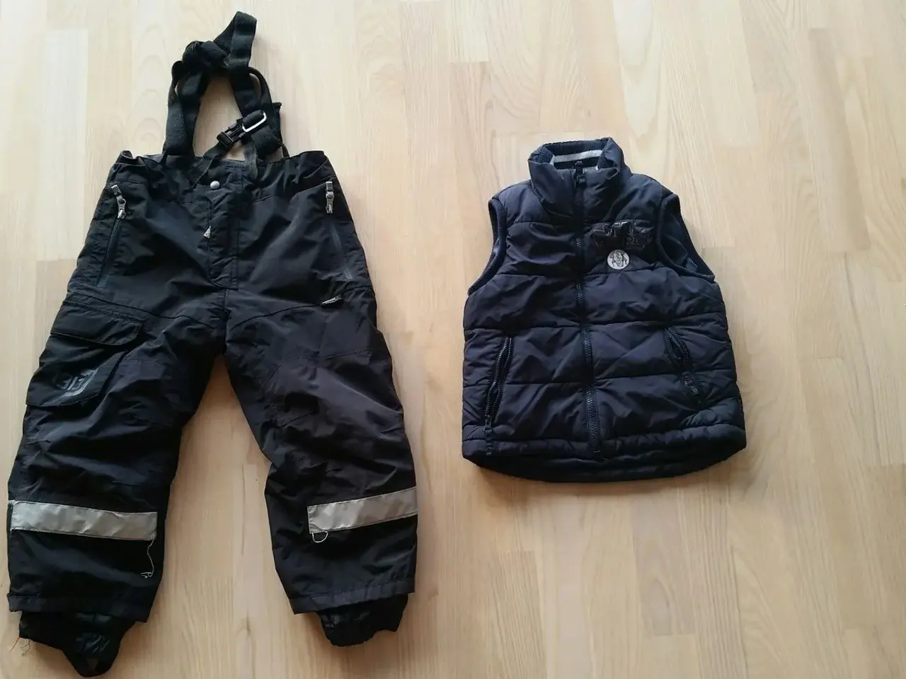 Billede 1 - Skibukser + vest