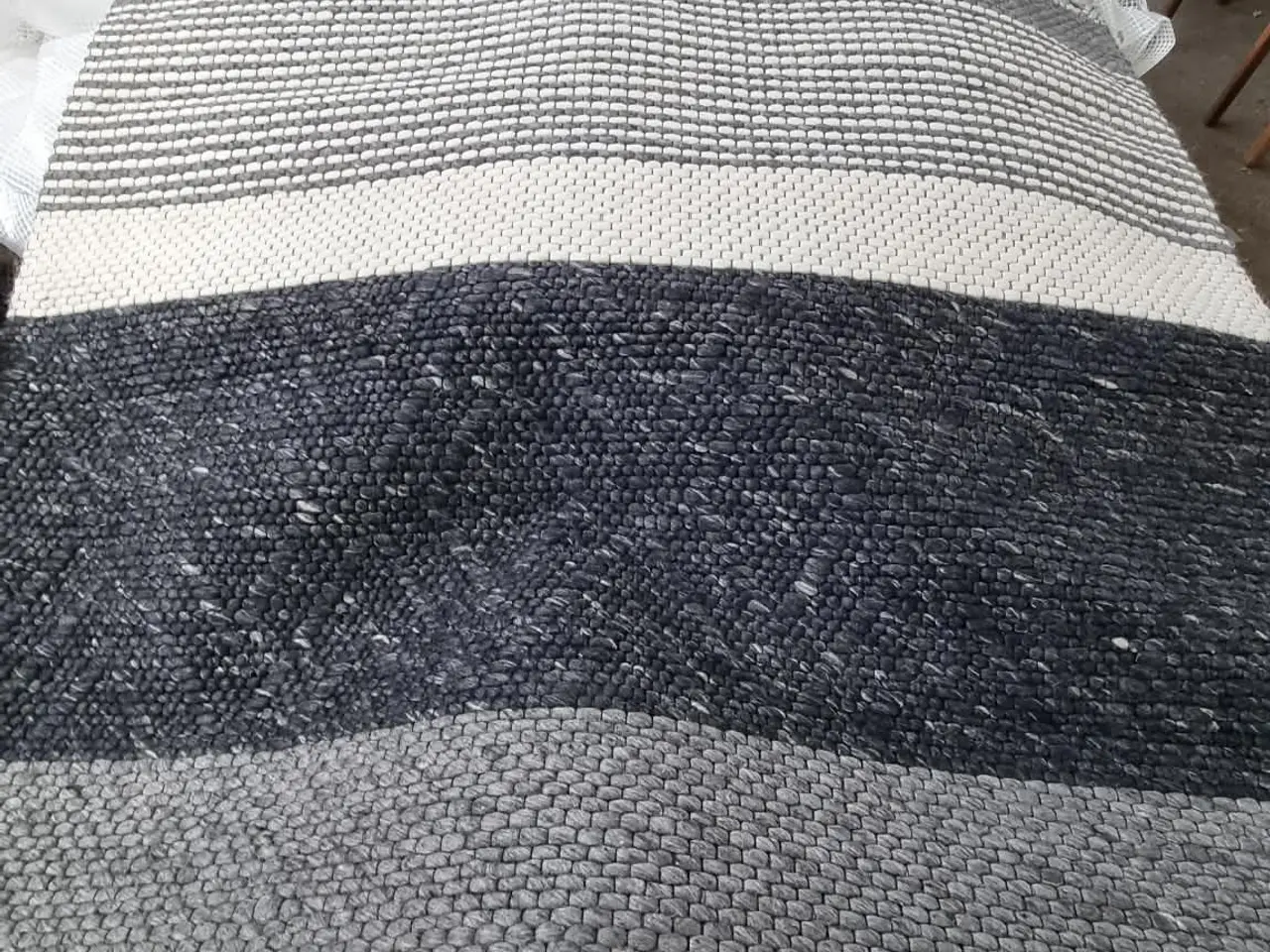 Billede 1 - Indbo Rome uldtæppe 160 × 230 cm – 100 % ren uld –