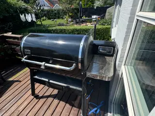 Weber Smokefire EX6 GBS træpillegrill