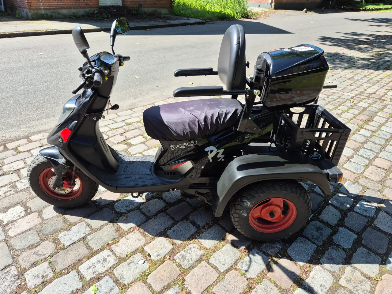 Billede 5 - Pgo hot p3 2 takter 3 hjulet står næsten som ny