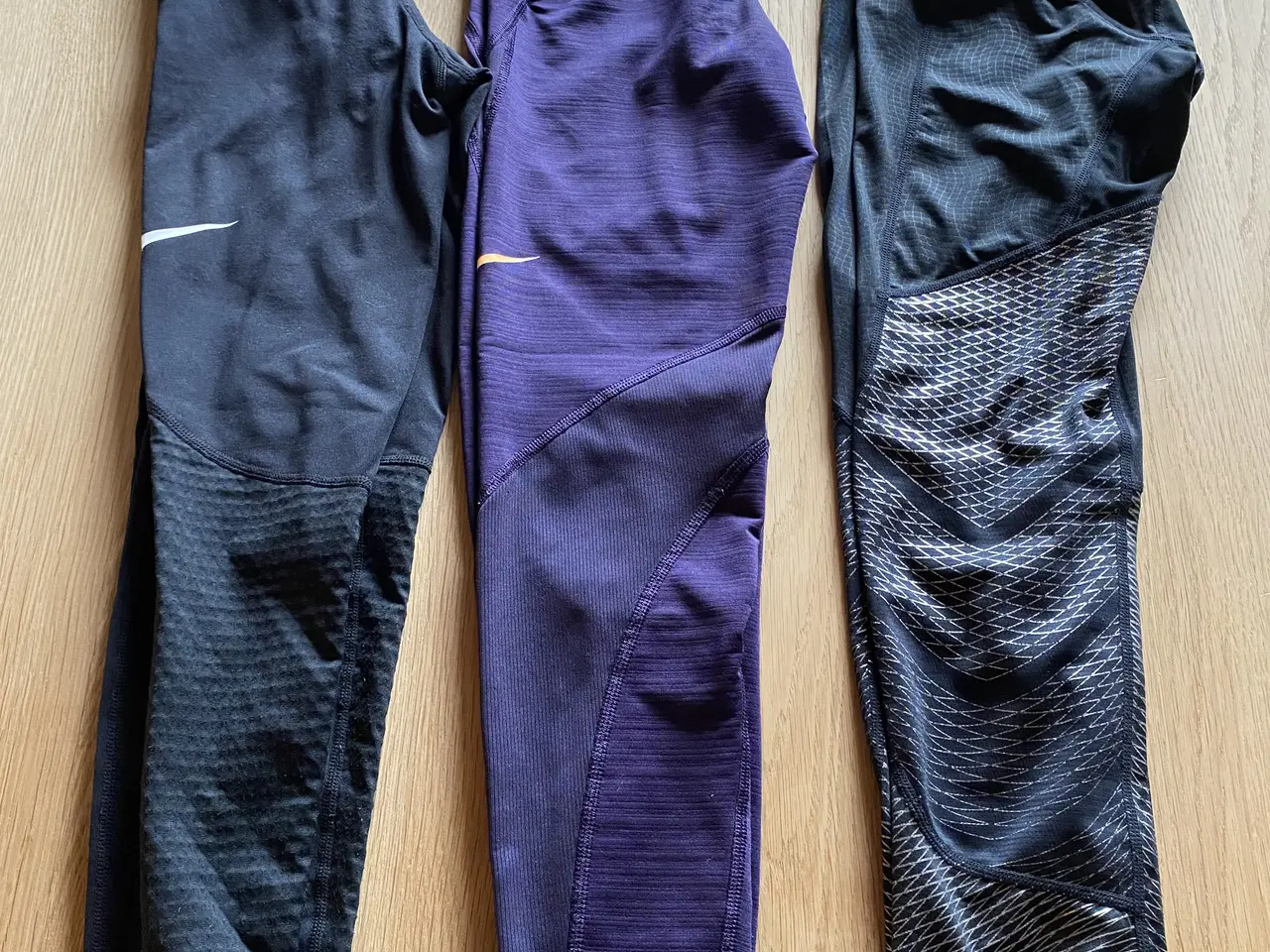 Billede 18 - Adidas bukser str. 128 mm