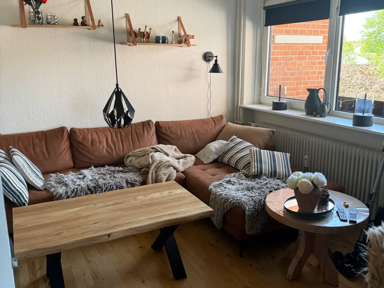 Billede 4 - Stor sofa med chaiselong