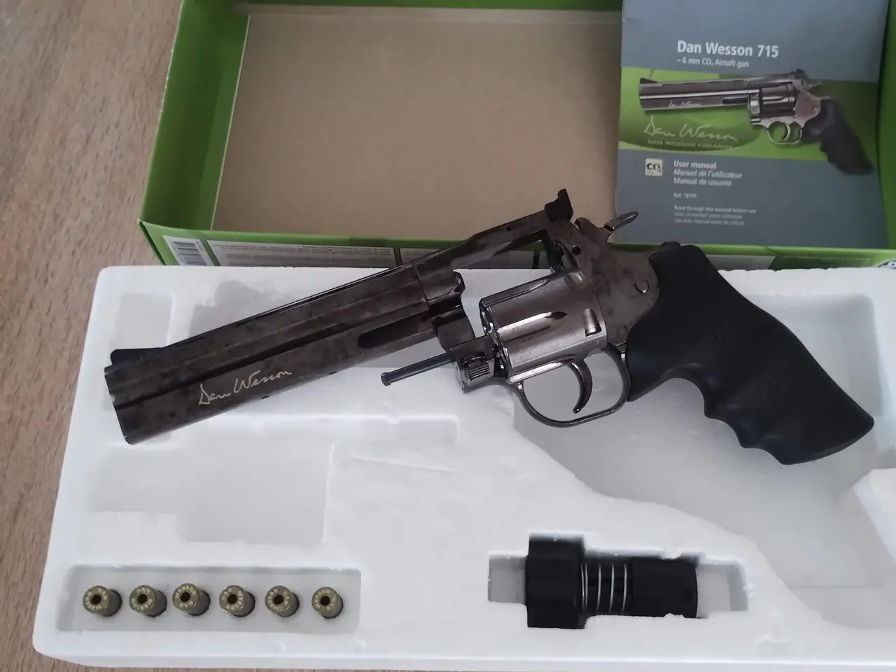 Billede 2 - Dan Wesson 715 6" CO2 + CZ 75 P-07 Duty CO2 + Mass