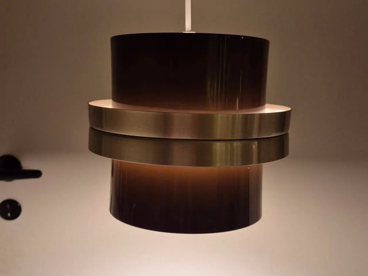 Billede 20 - Brun retrolampe med hyggeligt lys