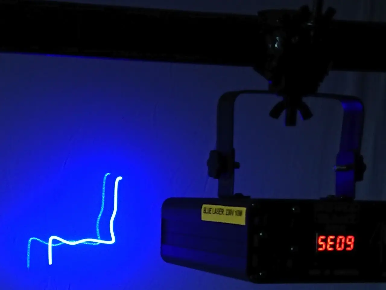 Billede 14 - Udlejes - LASER LIGHT BLUE Beam Line 10 Watt.