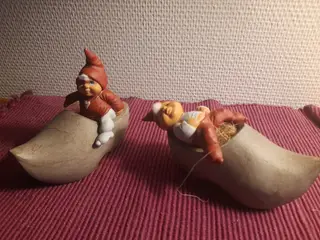 Trip Trap Emilie og Jacob i træsko ( 2 stk).