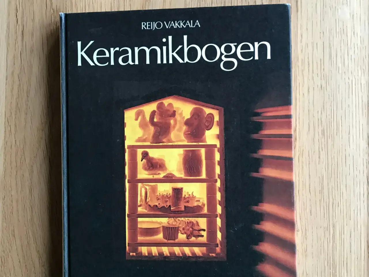 Billede 1 - Keramikbogen af Reijo Vakkala
