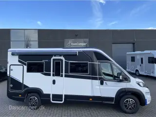 2024 - Chausson X650 Exclusive line TILBUDSPRIS kr. 999.900,- SPAR kr. 50.000,- Camper med stor Lounge og siddegruppe, 9-trins automatgear, sænkeseng, stor garage, specialfælge, Connect- og X-tilbehørspakke ,