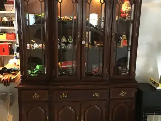 Vitrine flot skab