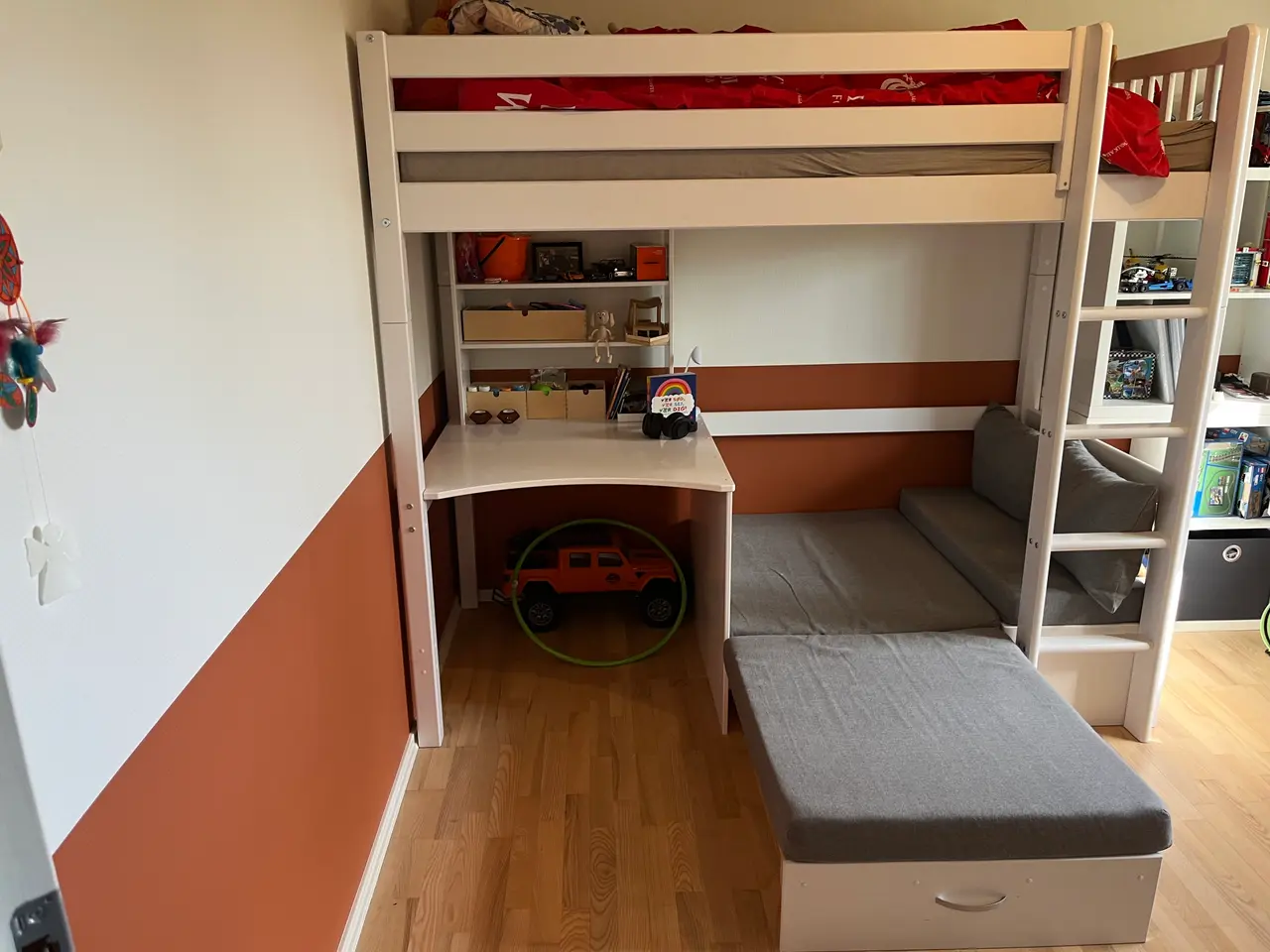Billede 2 - Thuka Nordic høj juniorseng / højseng med skrivebo