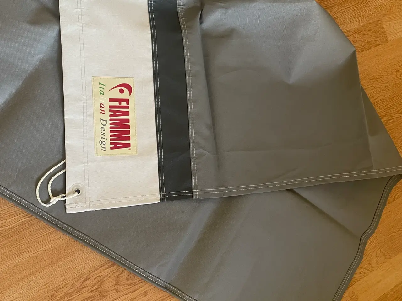 Billede 1 - FIAMMA rain blocker, regnskærm