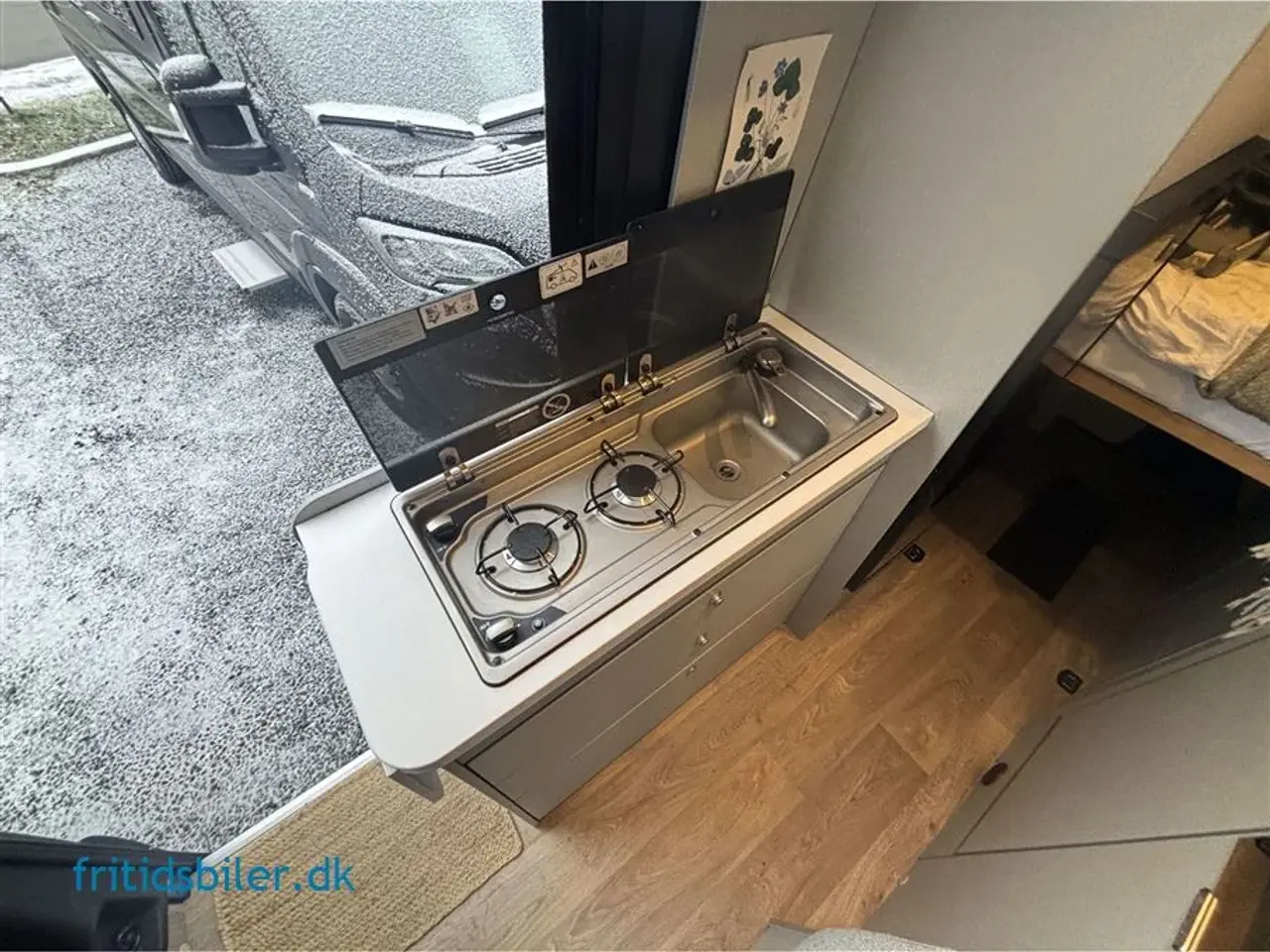 Billede 7 - 2024 - Hymer Free S600 Blue Evolution 170 HK Hymer Free S600 bygget på MB Sprinter i en Blue Evolution med Hævetag og fed Grøn farve