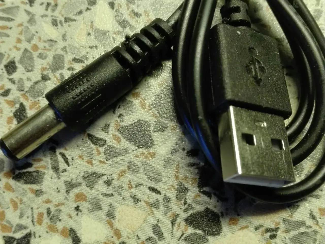 Billede 1 - Lader med stort stik