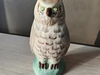 Fin ældre uglefigur