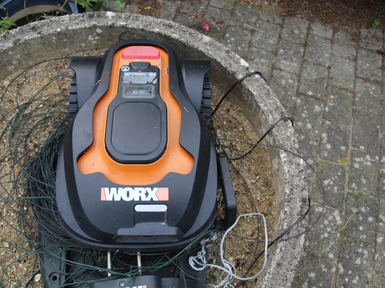 Billede 1 - Worx robotplæneklipper