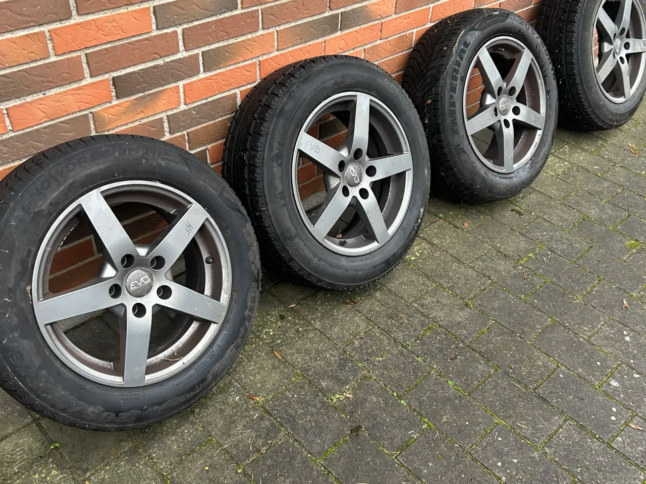 Billede 3 - Dæk og fælge 