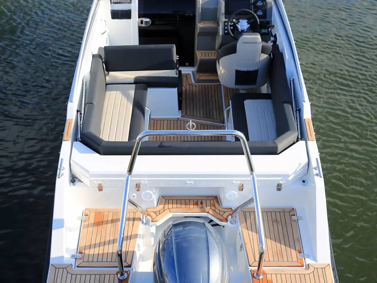 Billede 22 - Finnmaster T6 - Yamaha 150 HK/Udstyr