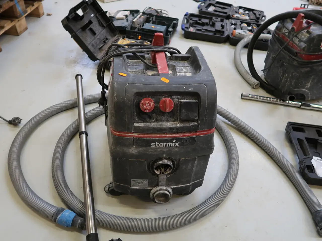 Billede 2 - Støvsuger STARMIX ELECTROSTAR ISC H-1625 DK