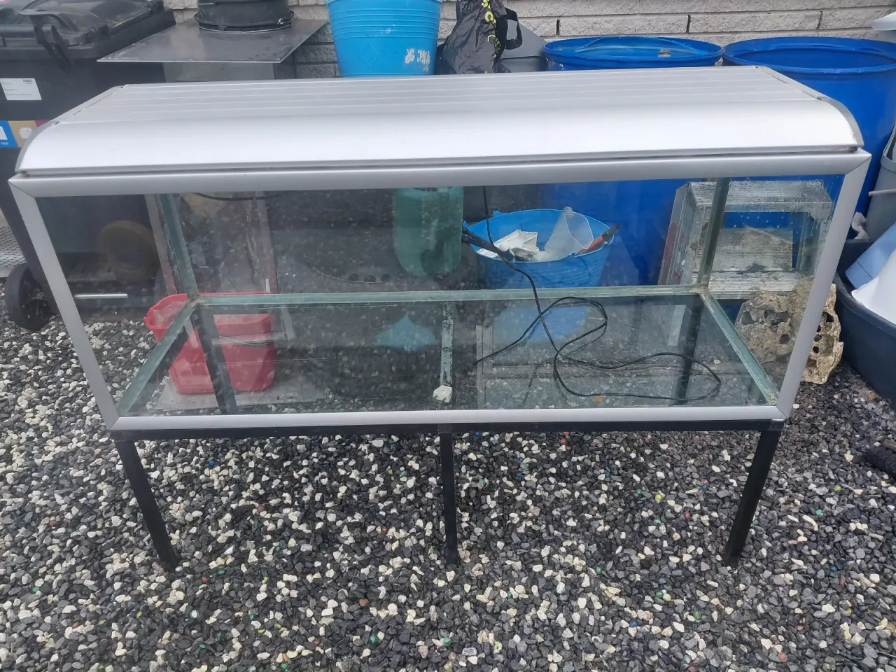 Billede 1 - Akvarier 325L 