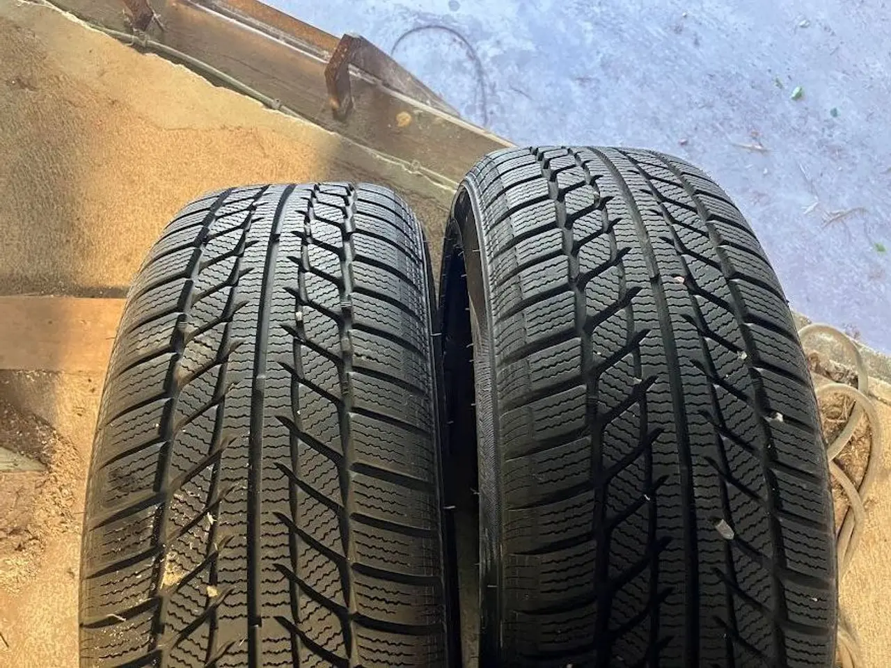 Billede 3 - Vinterdæk 205/55R16