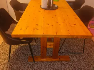 Træbord