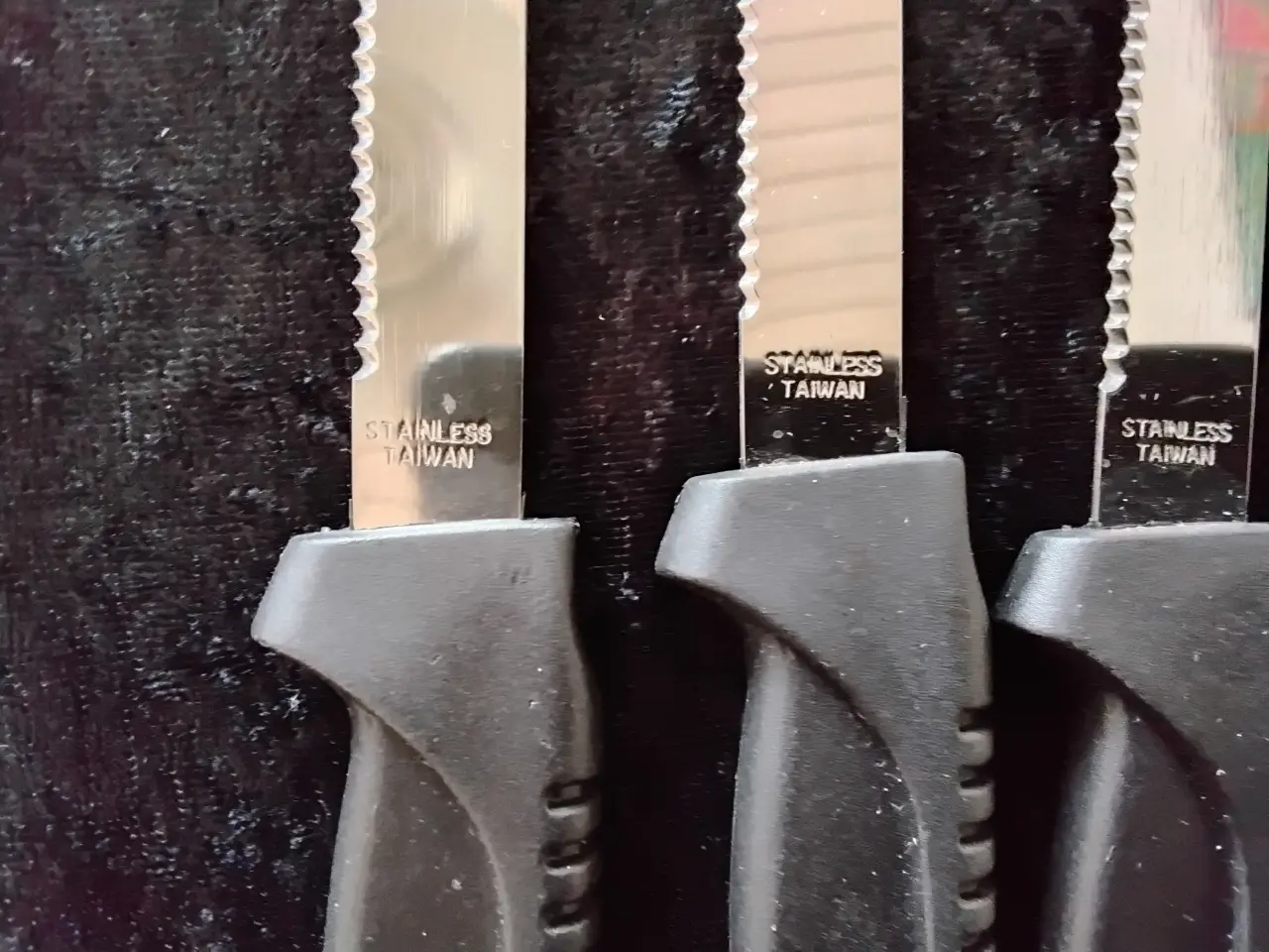 Billede 3 - Nye grill-knive, rustfrit stål og sorte plast-greb